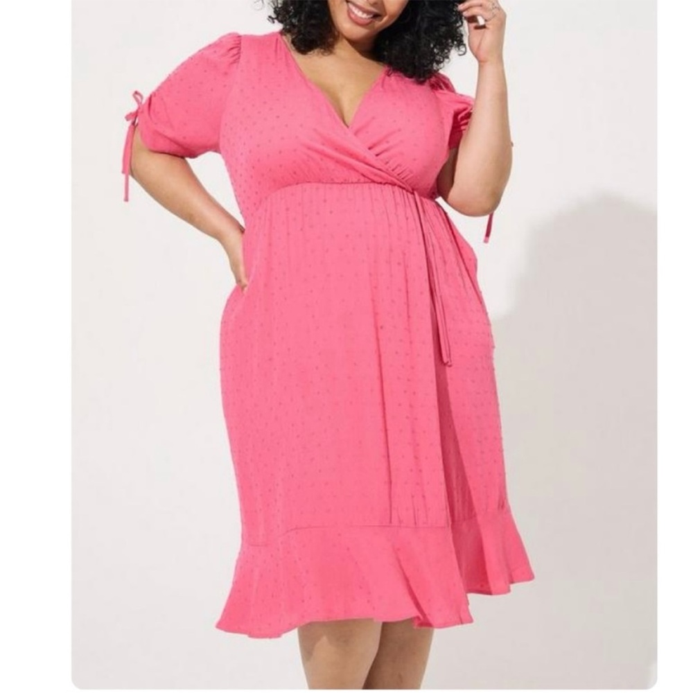 Torrid Pink Swiss Dot Surplice Wrap Dress Size 2X